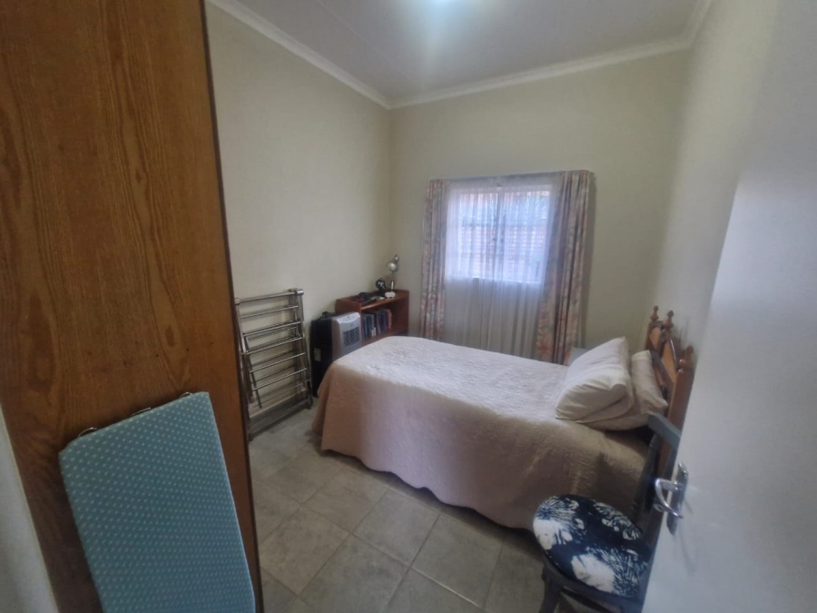 3 Bedroom Property for Sale in Safari Gardens North West